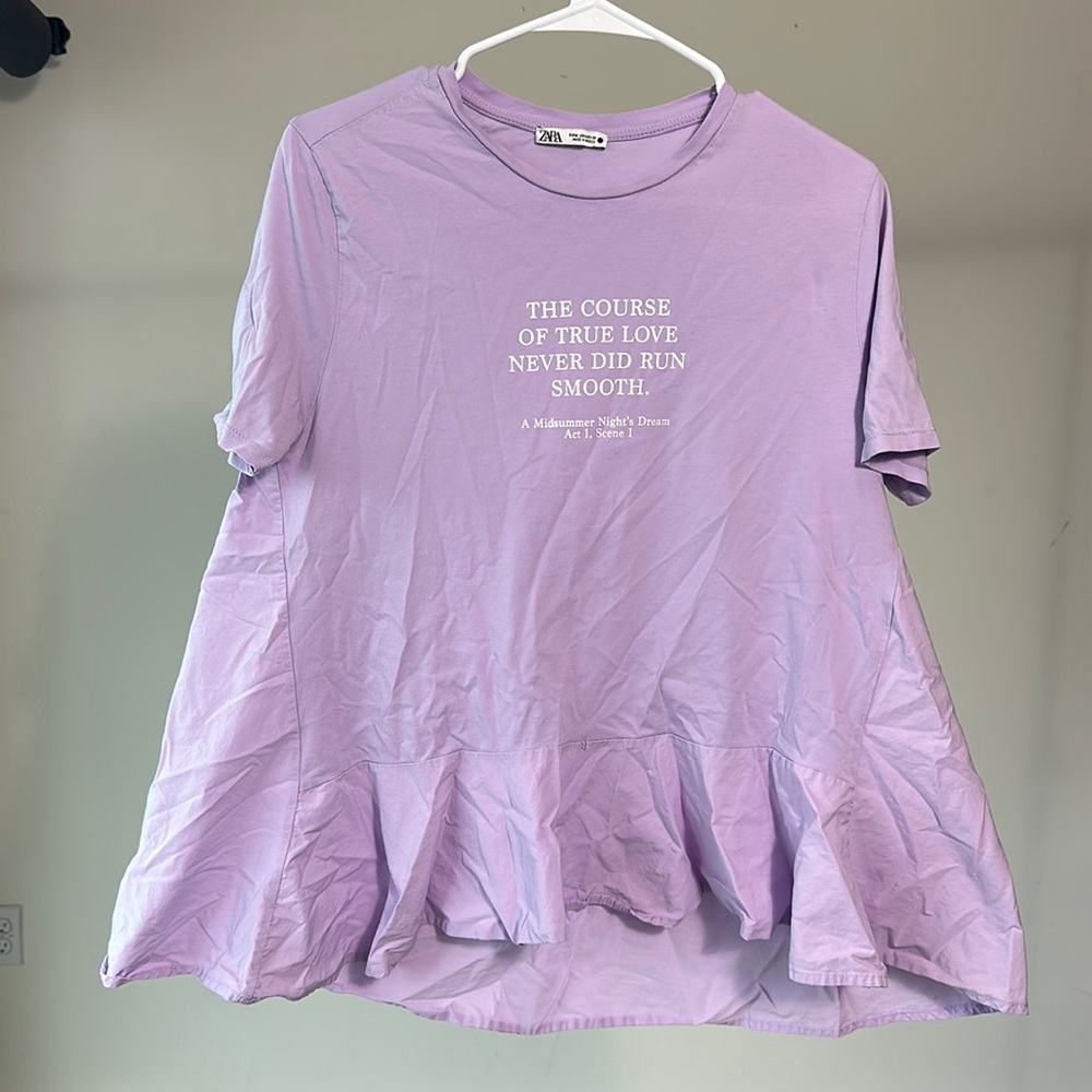 Zara T-Shirt. Size M